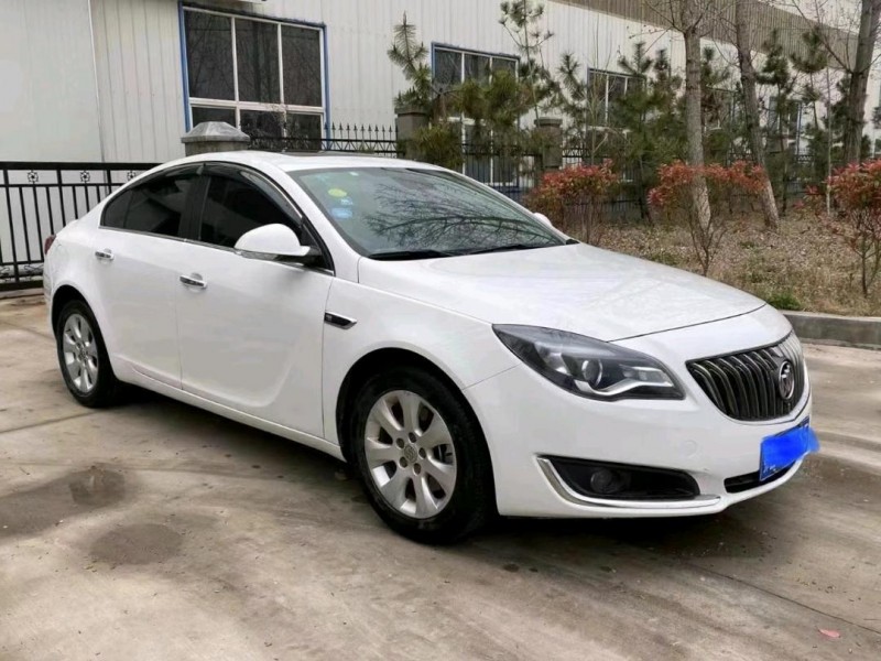 青岛17年别克君威2