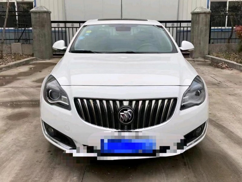 青岛17年别克君威1