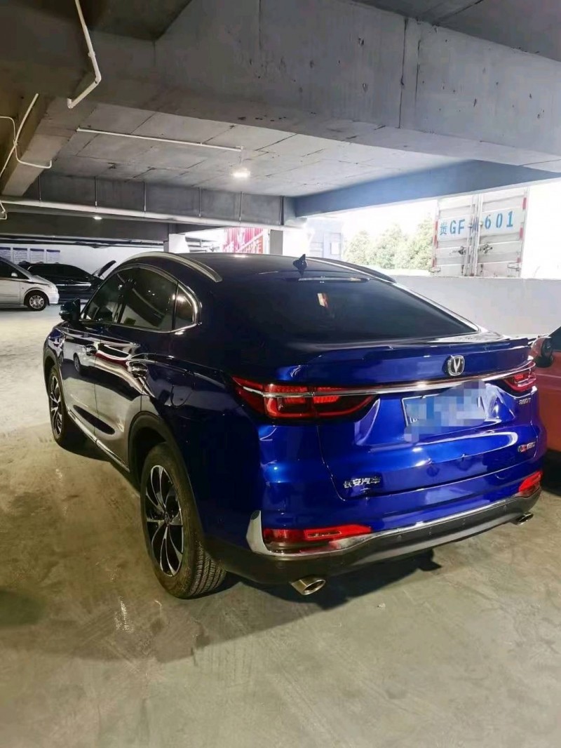 黔西南19年長安汽車CS853