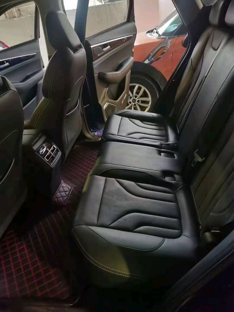 黔西南19年長安汽車CS855