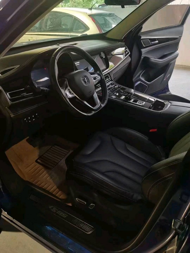 黔西南19年長安汽車CS856