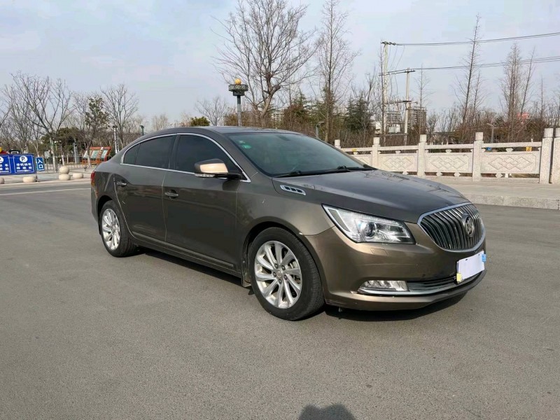 徐州16年别克君越2