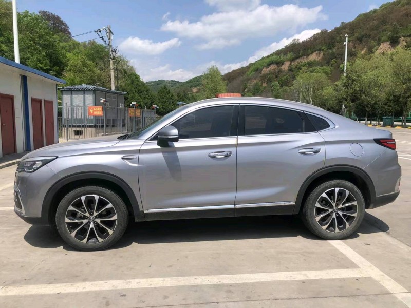 延安20年長安汽車CS855