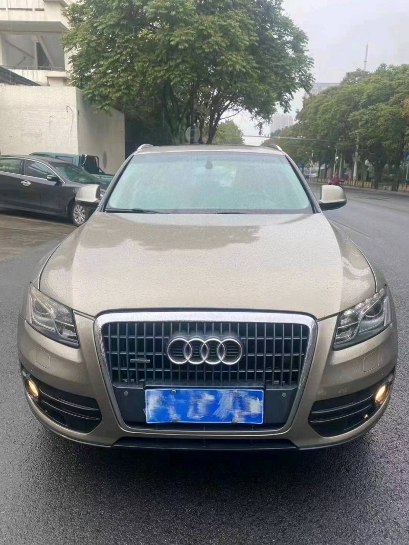 泉州12年奧迪Q57