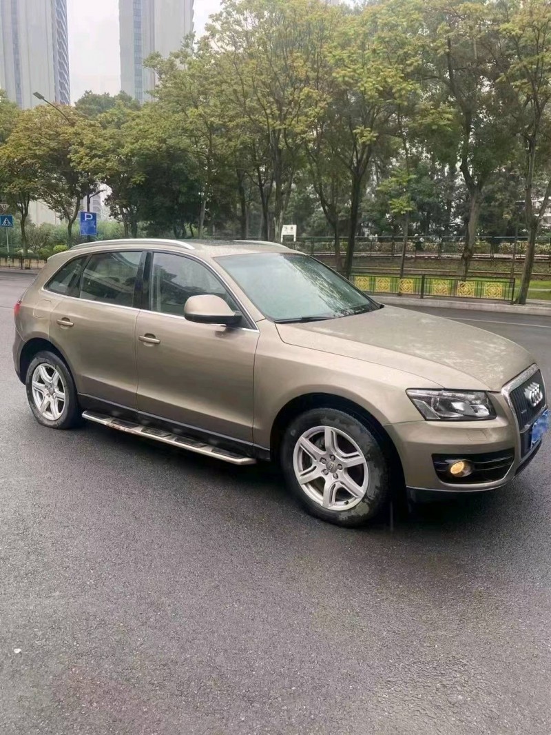 泉州12年奧迪Q56
