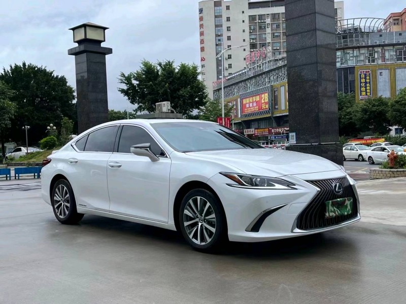 東莞21年雷克薩斯ES2