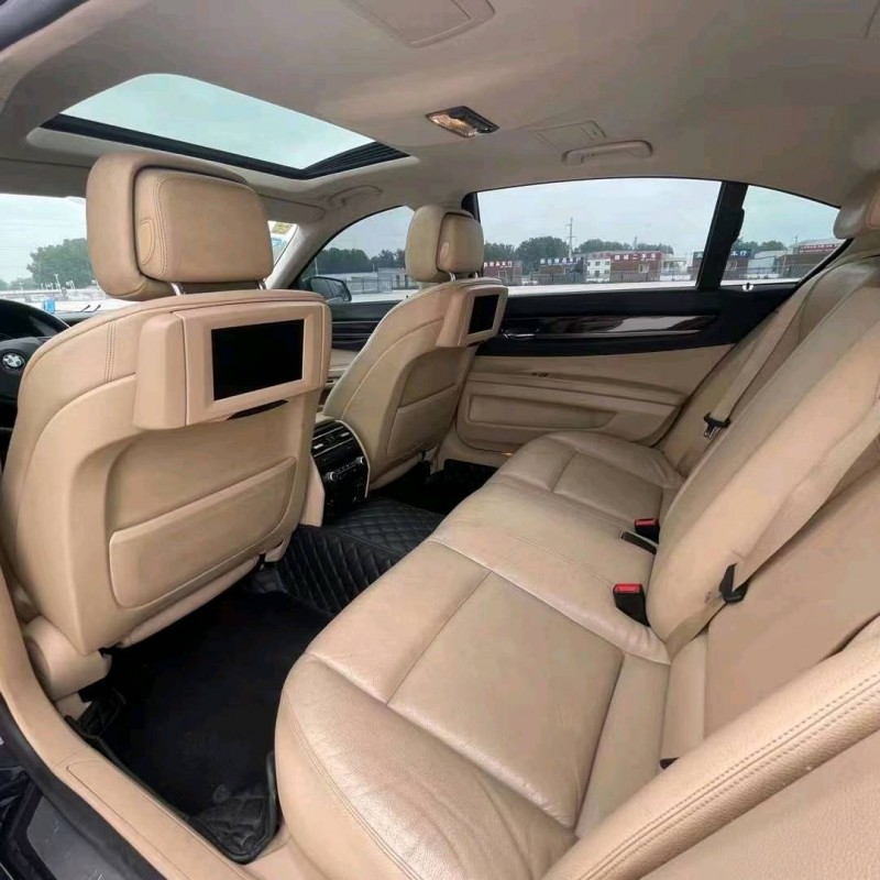 北京11年宝马7系7