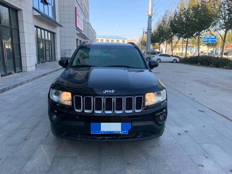 煙臺12年Jeep指南者1