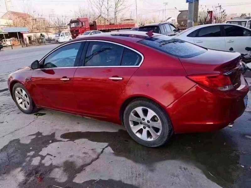 北京12年别克君威5