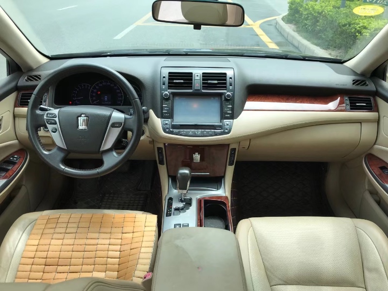 北京13年丰田皇冠6