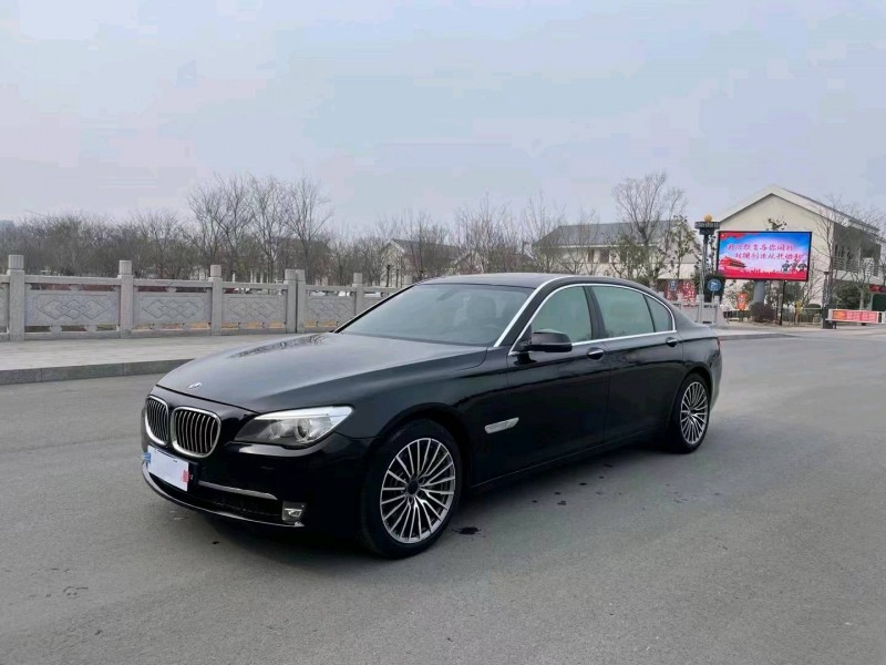 徐州14年宝马7系2