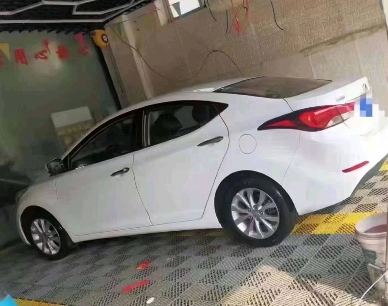 北京16年现代朗动4