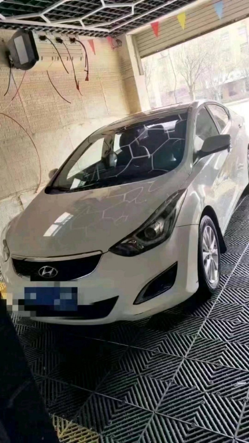 北京16年现代朗动3