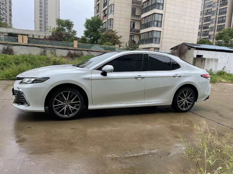 北京22年丰田凯美瑞3