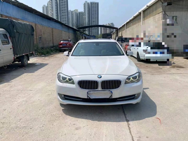 南寧12年寶馬5系1
