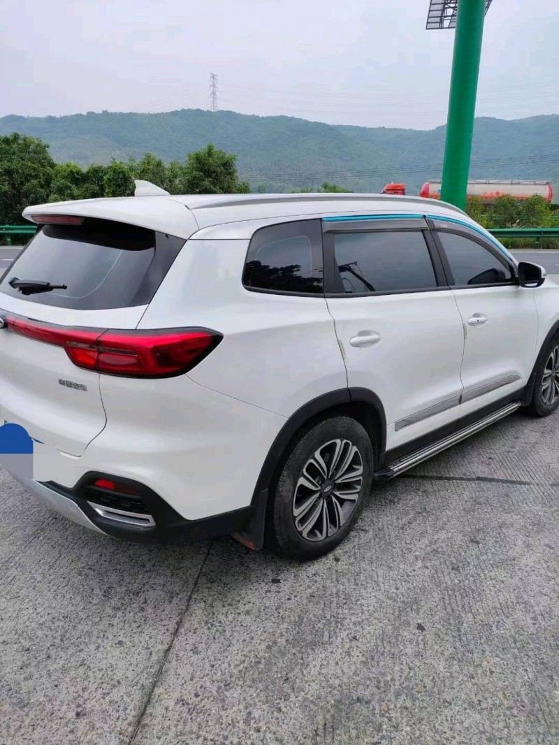 北京19年奇瑞瑞虎83