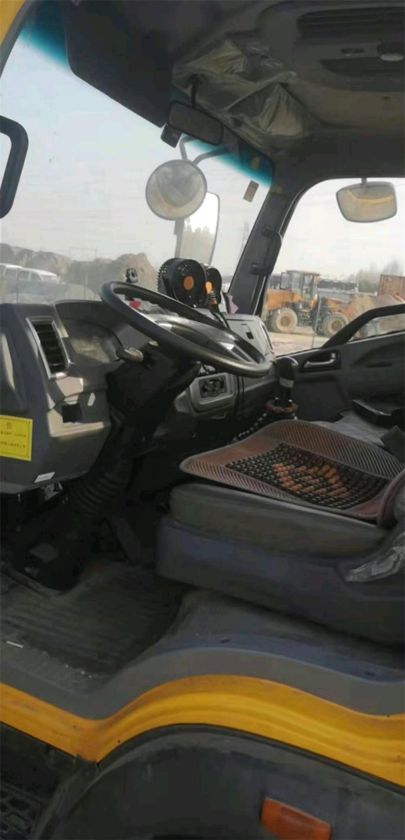 邢臺21年卡車系列重汽豪沃7