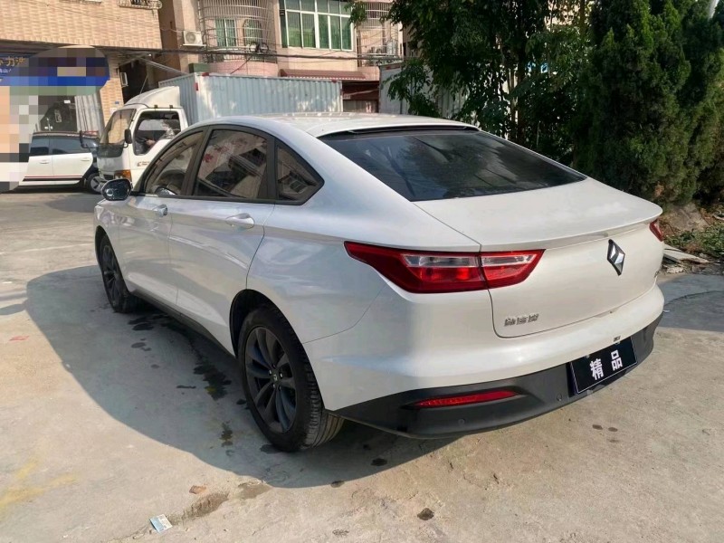 廣州20年寶駿RC66