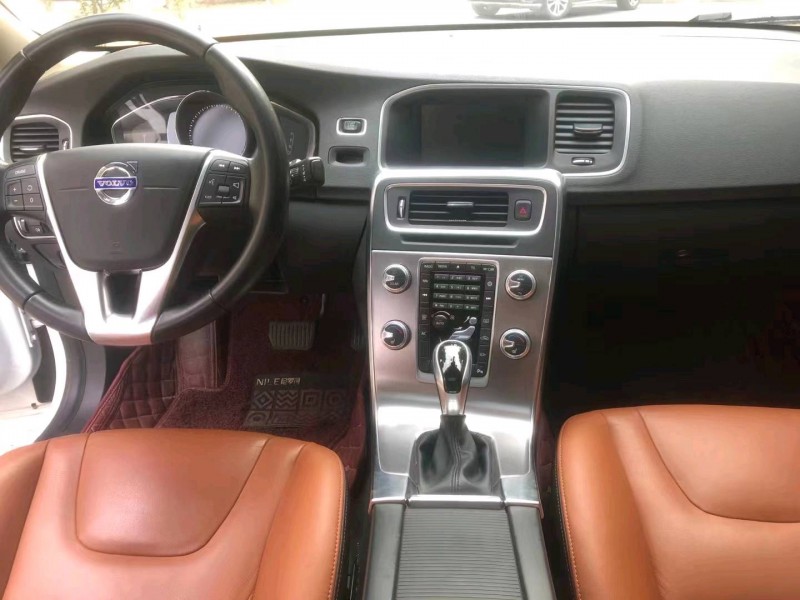 泰州17年沃尔沃S60L6