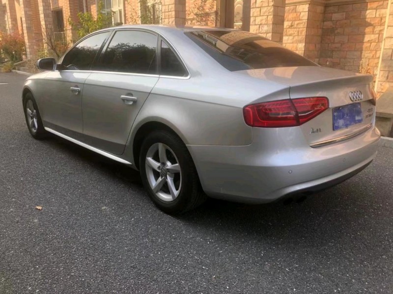 泰州14年奥迪A4L7