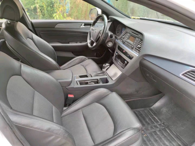 北京15年现代索纳塔九1