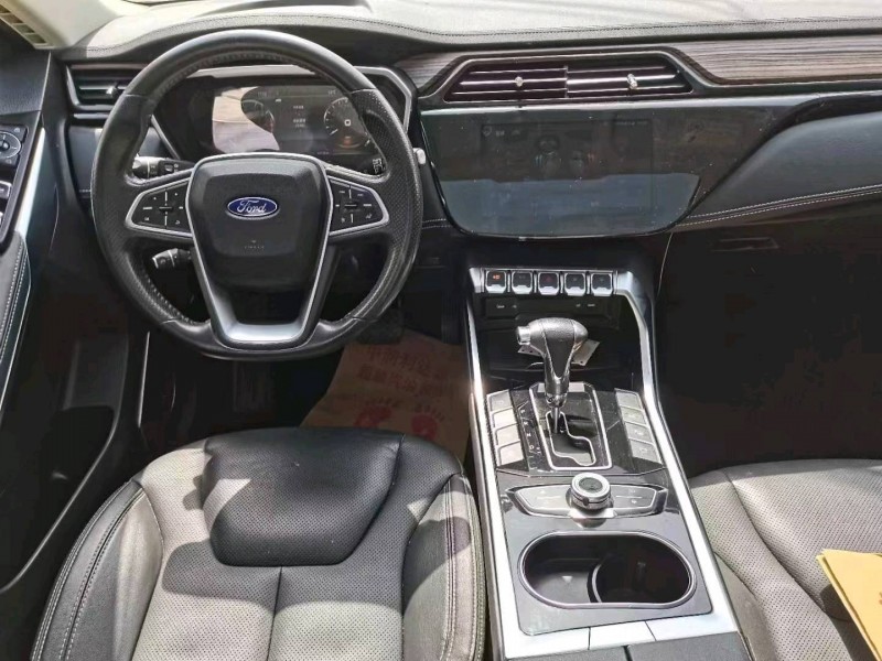 北京20年福特领界8