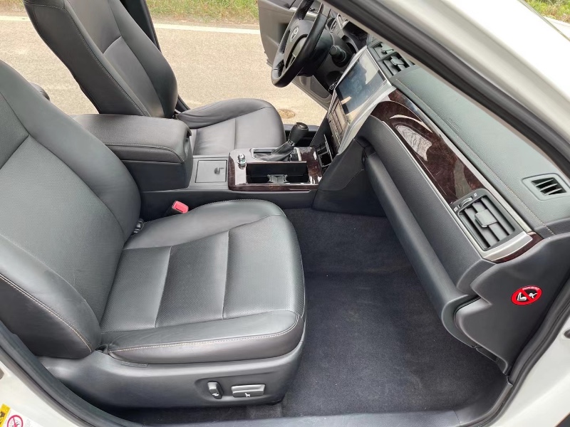 徐州17年丰田凯美瑞5