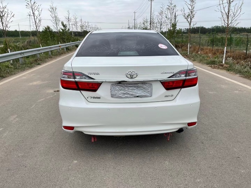 徐州17年丰田凯美瑞7