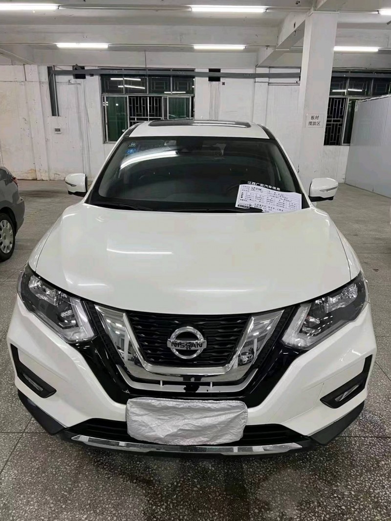 萍鄉19年日產奇駿9