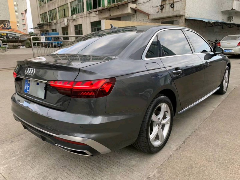 中山21年奥迪A4L5