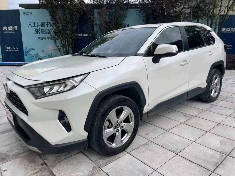 重慶20年豐田RAV4榮放2