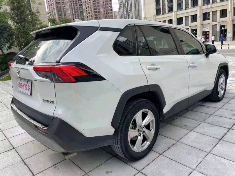 重慶20年豐田RAV4榮放7
