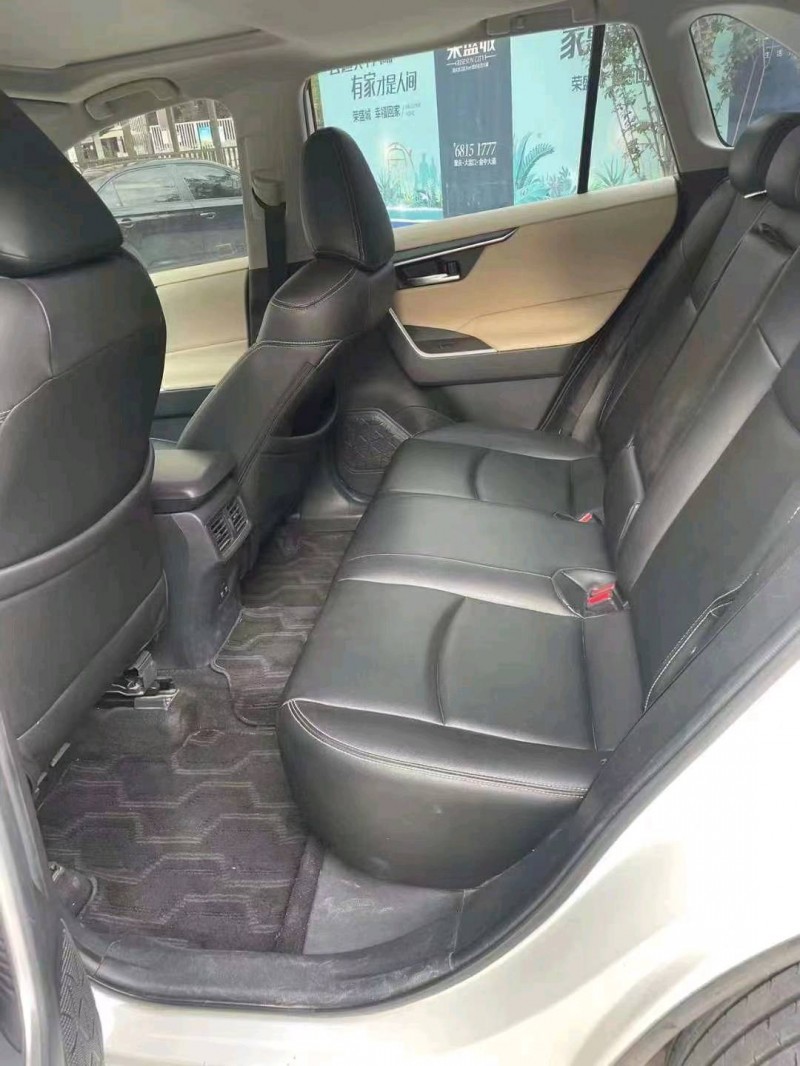 重慶20年豐田RAV4榮放6