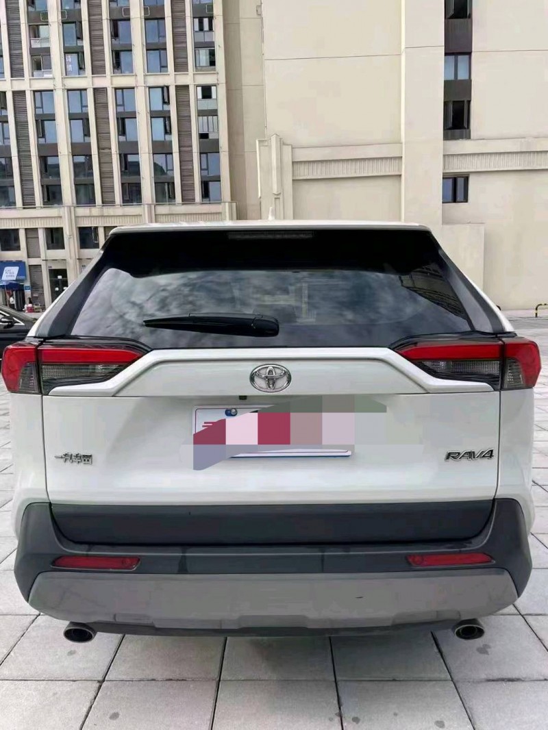 重慶20年豐田RAV4榮放9