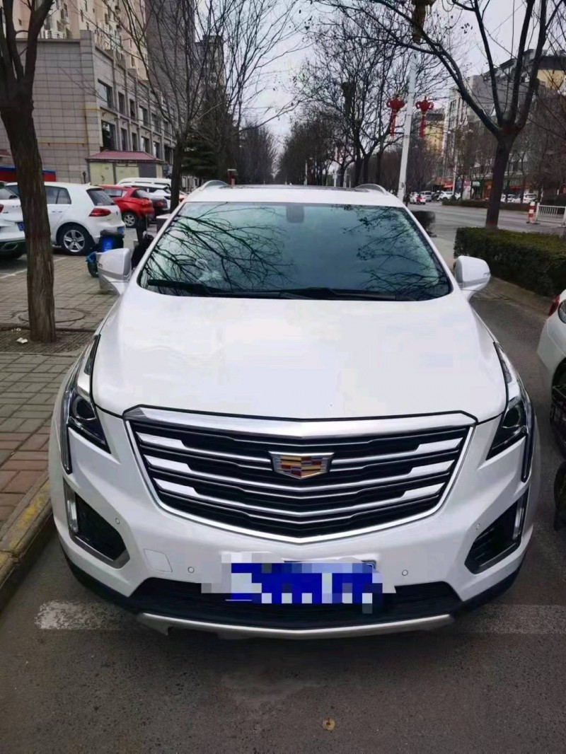 延安18年凱迪拉克XT51