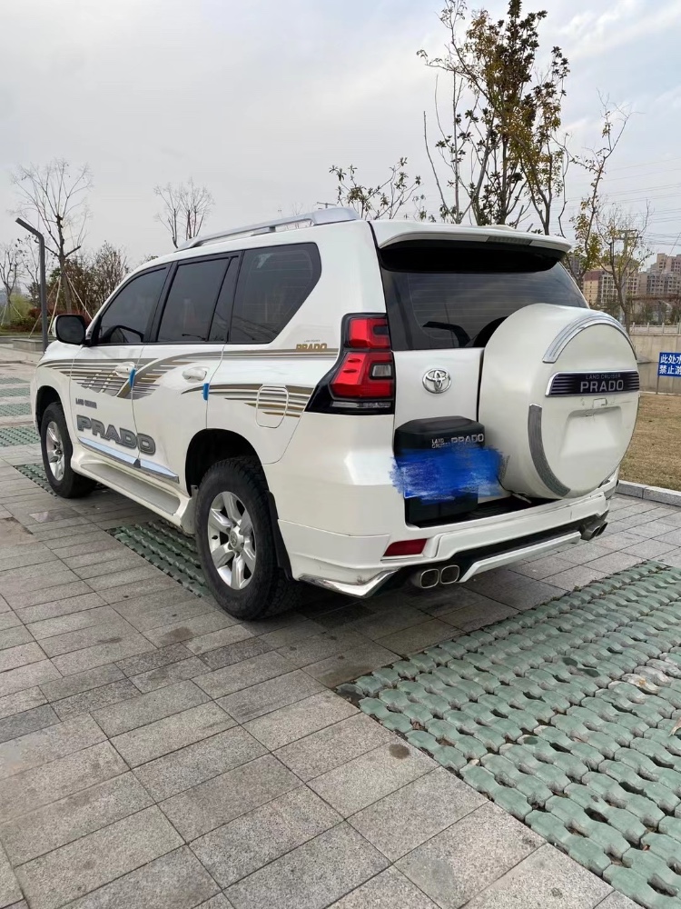 徐州19年丰田普拉多2