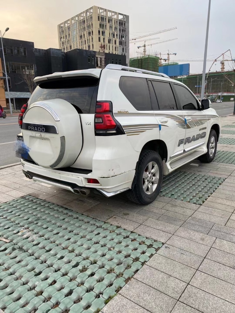 徐州19年丰田普拉多8