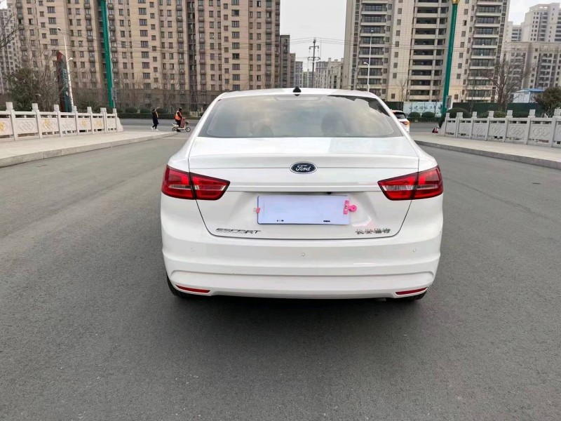 徐州18年福特福睿斯6