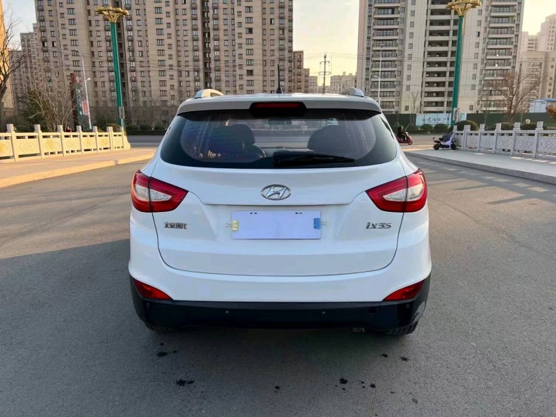 徐州17年现代ix356