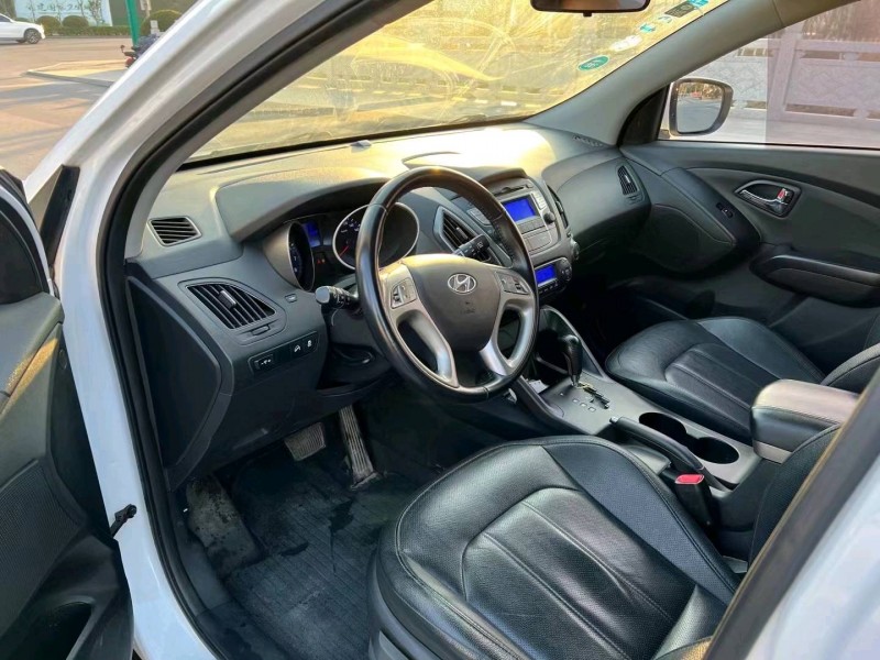 徐州17年现代ix353