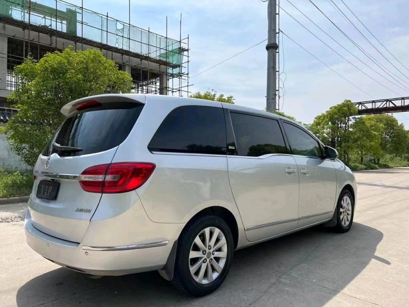 鹽城15年別克GL89