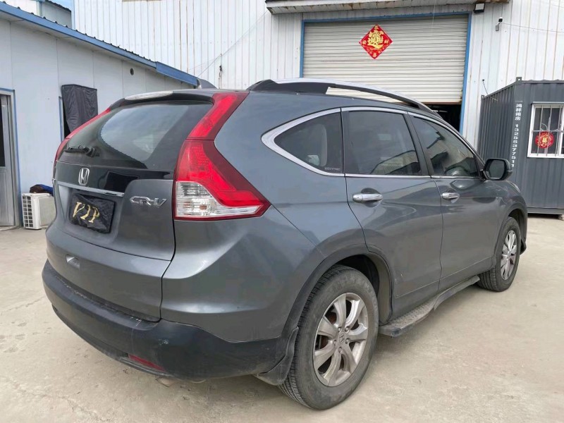 濟寧13年本田CR-V4