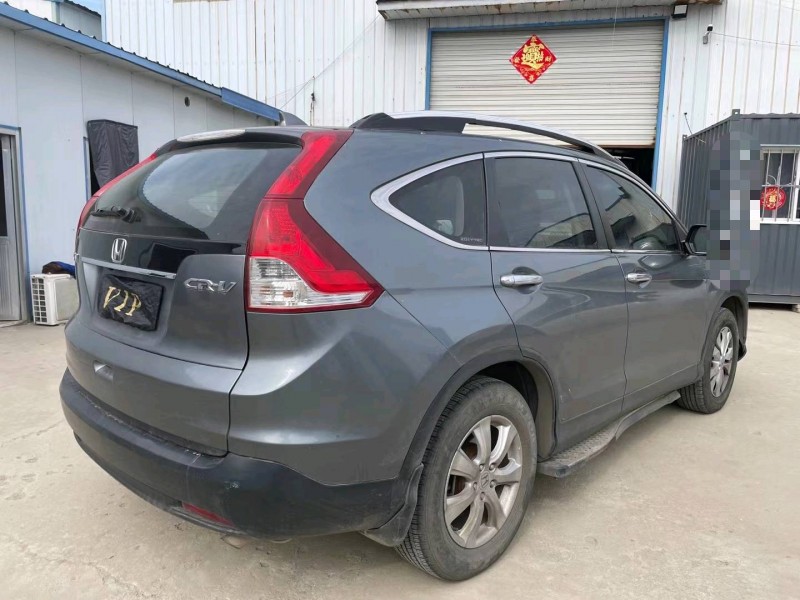 濟寧13年本田CR-V2