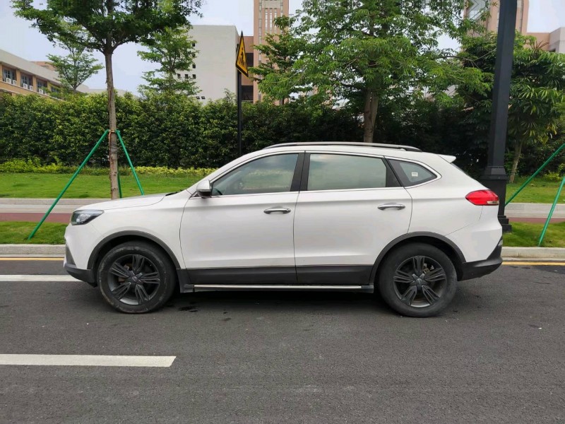 廣州15年獵豹汽車CS103