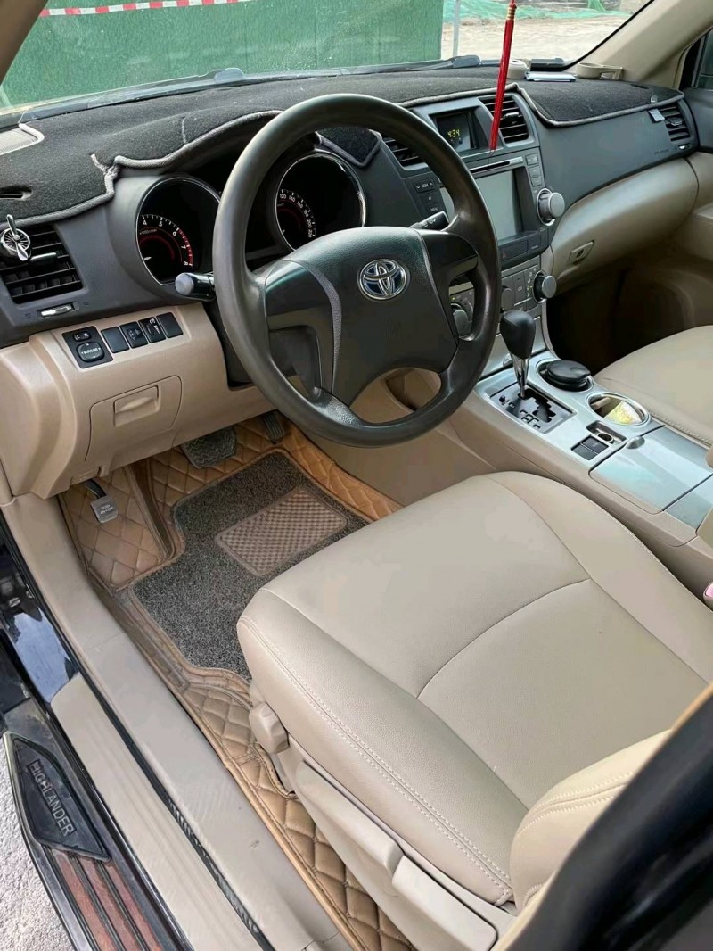 徐州13年丰田汉兰达7