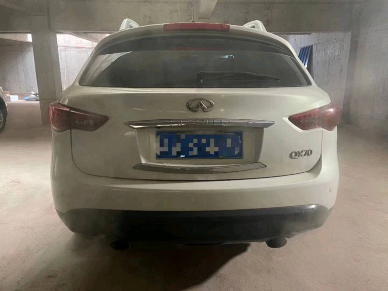 九江14年英菲尼迪QX703