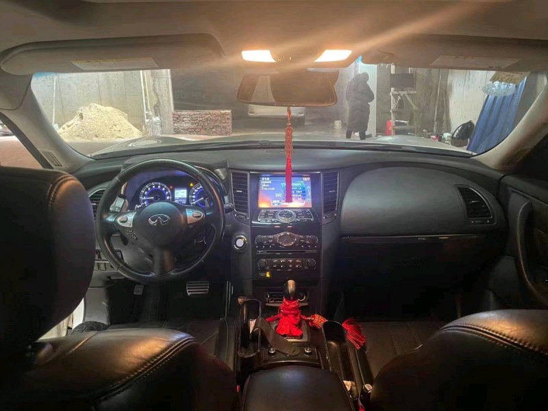 九江14年英菲尼迪QX705