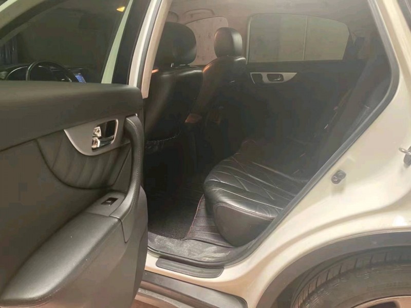 九江14年英菲尼迪QX706