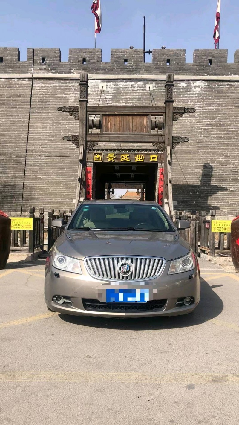 北京10年别克君越1