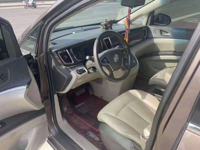 北京12年别克GL86